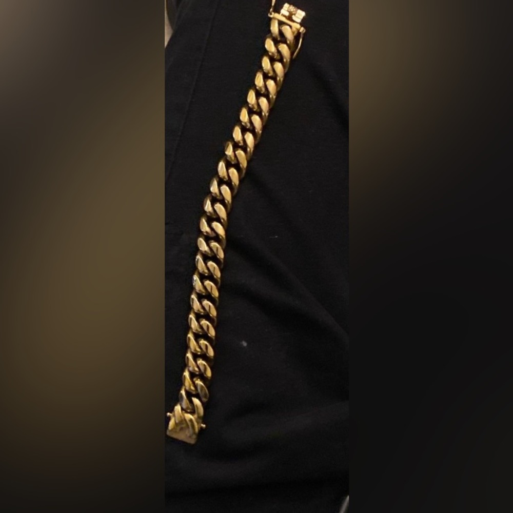 Golden Goose Gold Chain Bracelet - Picture 2 of 3